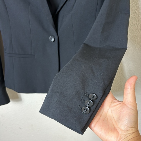 Banana Republic Classic Fit Size 2 Blazer Jacket Black Wool Blend One-Button - Picture 5 of 10